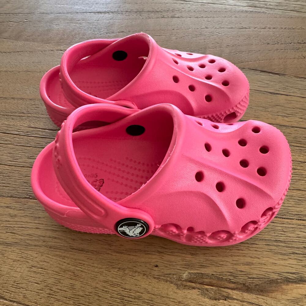 Crocs Hot Pink - Size C6 - Picture 7 of 9